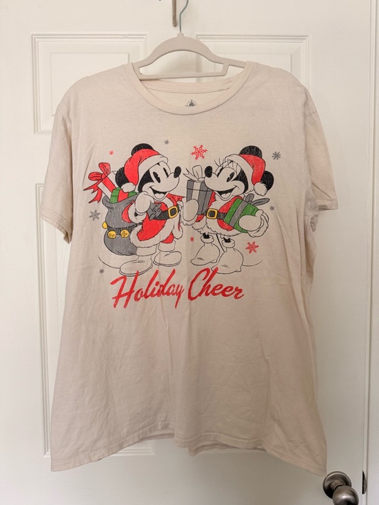 Disney Tops - Disney Cream Holiday Cheer Mickey & Minnie Graphic Tee